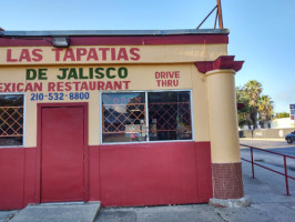 Las Tapatias De Jalisco outside
