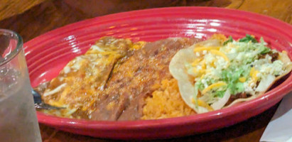 Miguels Méxican Food At The Summit food