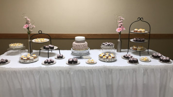 Cakes By Kersten food