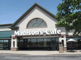 Madison's Cafe outside