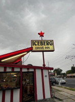 Iceberg Drive Inn Fillmore outside