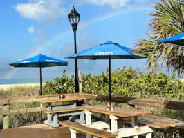 Paradise Grille Upham Beach outside