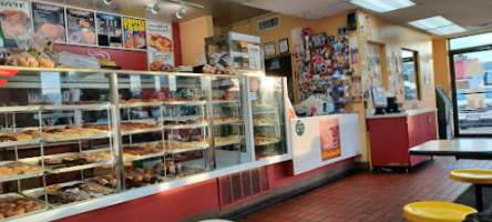 Winchell's Donut House food