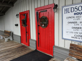 Hudson Bay Seafood Restaurant outside