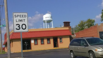 Bates City -b-q outside