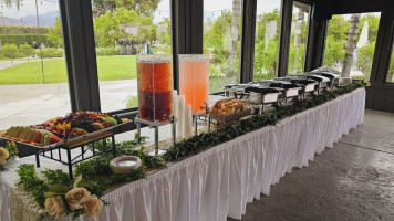 Gina's Kitchen +catering food