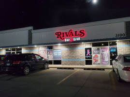 Rivals Grill outside