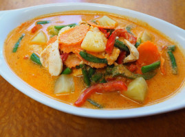 Khun Noo food