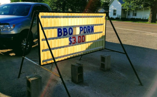 Willshire Drive-in inside