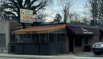 Kern's Korner Tavern outside