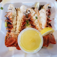 ​buddy's Seafood Market food