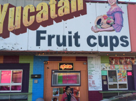 Yucatán Fruit Cups food