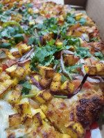 Bombay Pizza House food