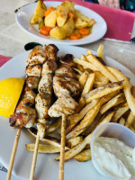 Louie's Gyros food