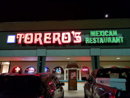 Toreros Mexican Family outside