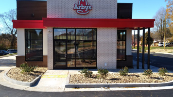 Arby's outside