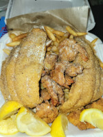 Snappers Fish Chicken food