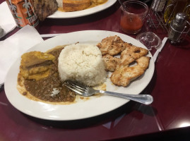 El Guayaquileno Rest. food