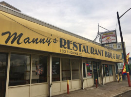 Manny’s Bbq food