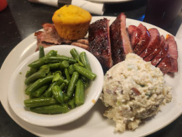 Red River Bbq And Grill food