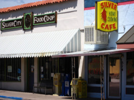 Nancy's Silver Cafe outside