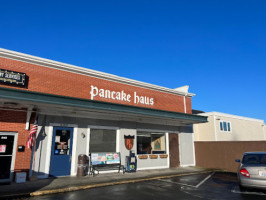 Pancake Haus  outside