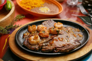 El Reparo Mexican Restaurant food