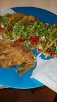 Tacos Y Tortas El Gallo food