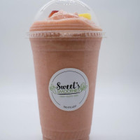 Sweet’s Smoothies food