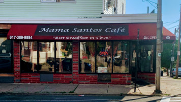 Mama Santos Cafe Grill food