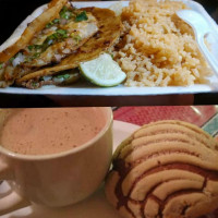 Casa De Chingonas food