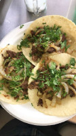 Antojo Street Tacos food