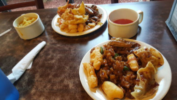 Mandarin House food