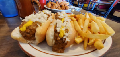 Ramsey's Family And Coney Island food