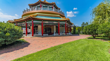 The Pagoda Oriental Garden food
