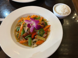 Yaya's Thai food