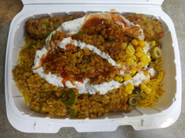 Habibi Halal Gyro food