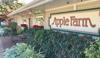 Apple Farm inside