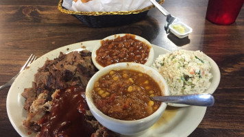 Rise Up Bbq food