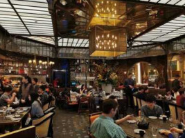 Mott 32 @ Trump International Hotel & Tower ® - Vancouver food