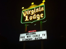 Virginia Lodge inside