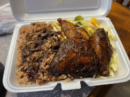 T's Caribbean food