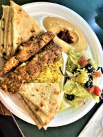 Mona Pita Mediterranean Grill food