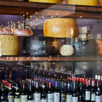 Forma Restaurant Cheese Bar Venice food