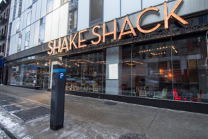 Shake Shack Theater District outside