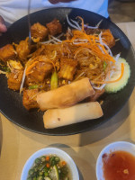 Giti Thai food