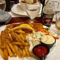Connolly's Pub And 54th food