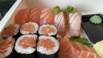 Sushi Blossom food