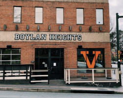 Boylan Heights outside