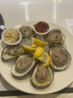Briggs Oyster Co. food